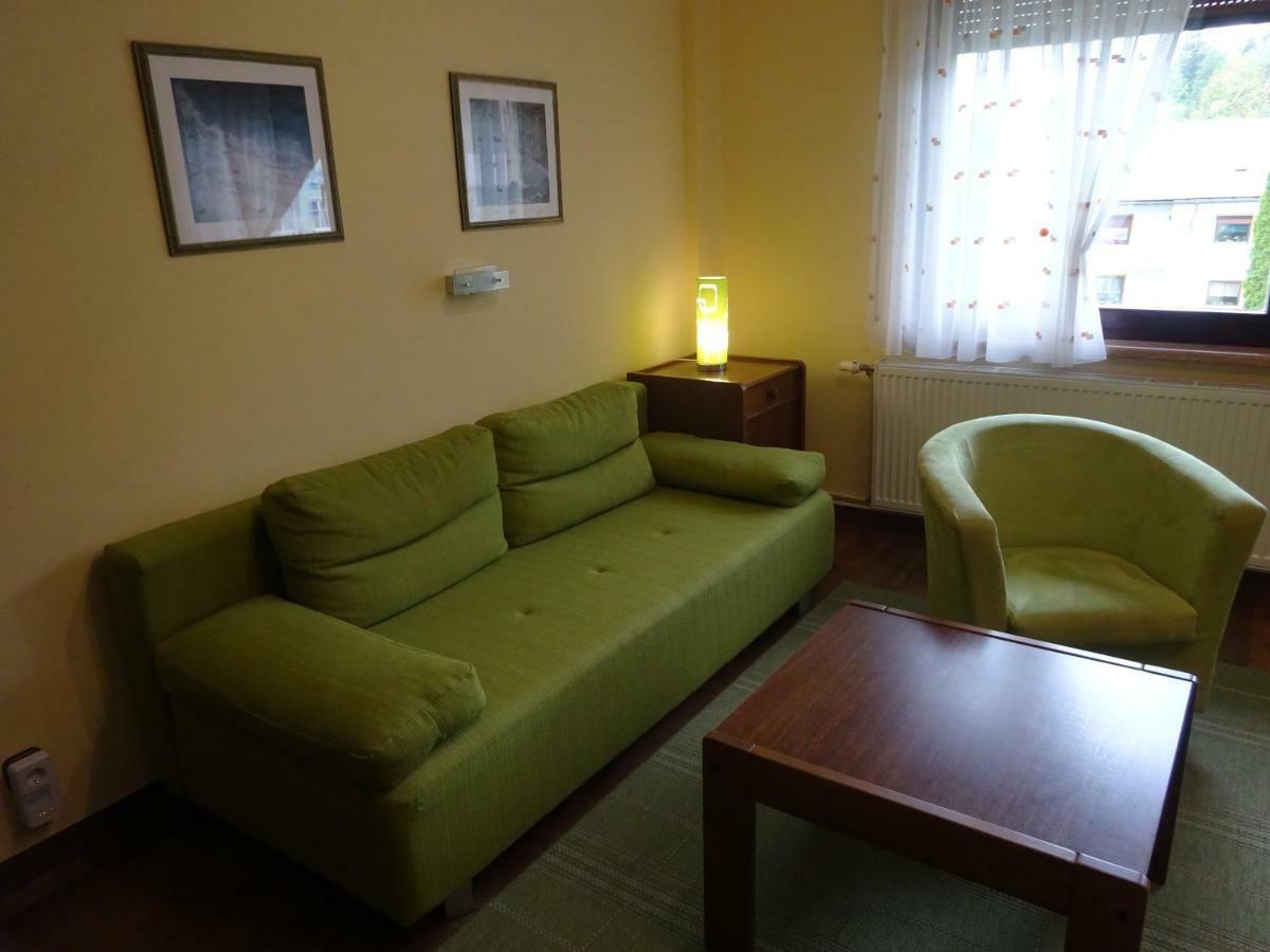 Appartement - Ferienwohnungen - Gaestehaus Gabriele Дроболлах-ам-Фаакер-Зее Экстерьер фото